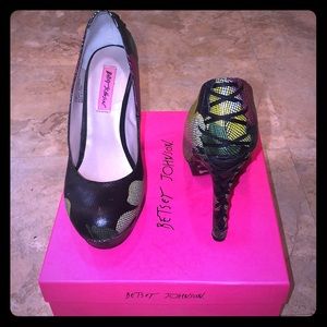 Betsey Johnson Floral heels